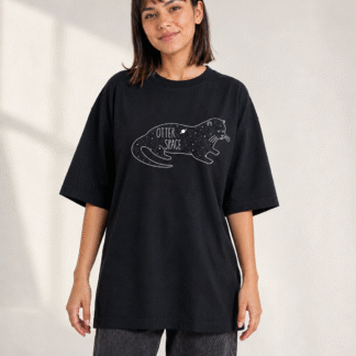 Nutria Espacial - remera unisex, ejemplo calce Oversize