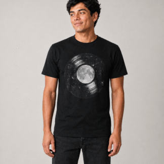 Vinilo Lunar - remera unisex, ejemplo calce Estándar